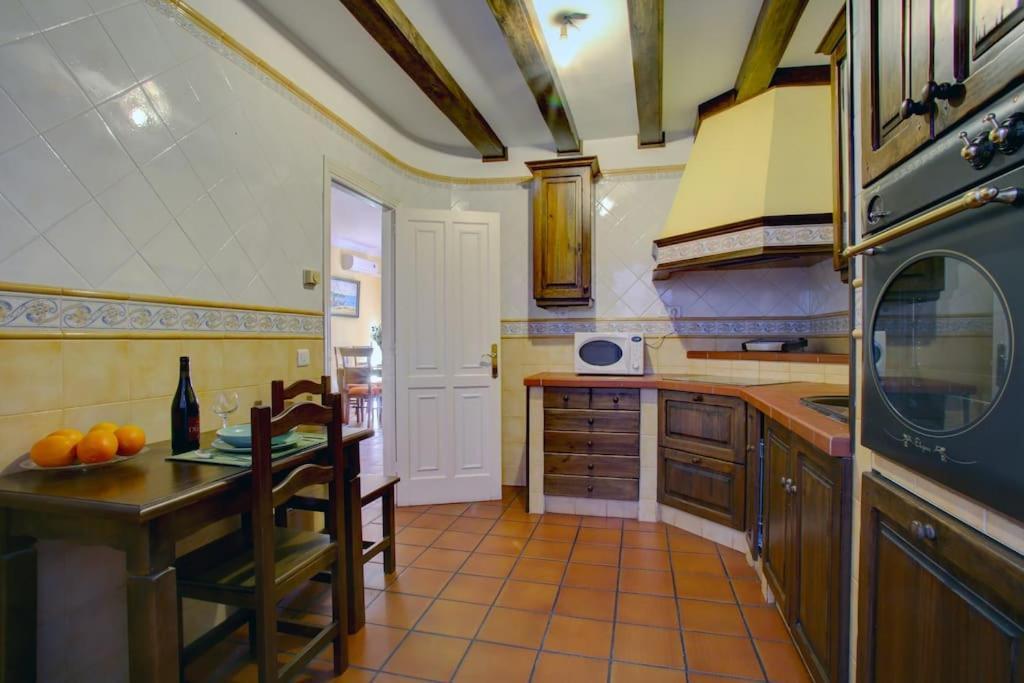Apartamento Duplex Centro Con Garaje Gratuito Ronda Eksteriør billede